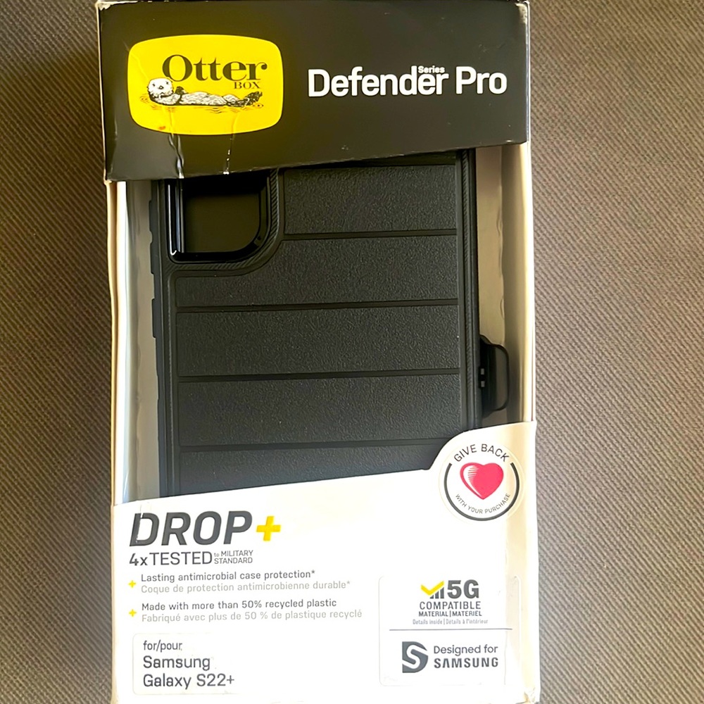 Samsung Galaxy S22+ Otter Box Defender Pro
